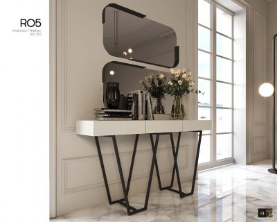 R05 Console Table