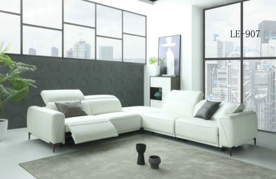 907 Sectional